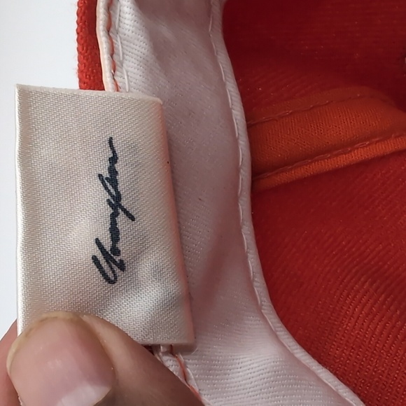 NFL| NWOT Vintage Tampa Bay Buccaneers Red Sports Cap Snap Back Green Brim - Picture 12 of 12